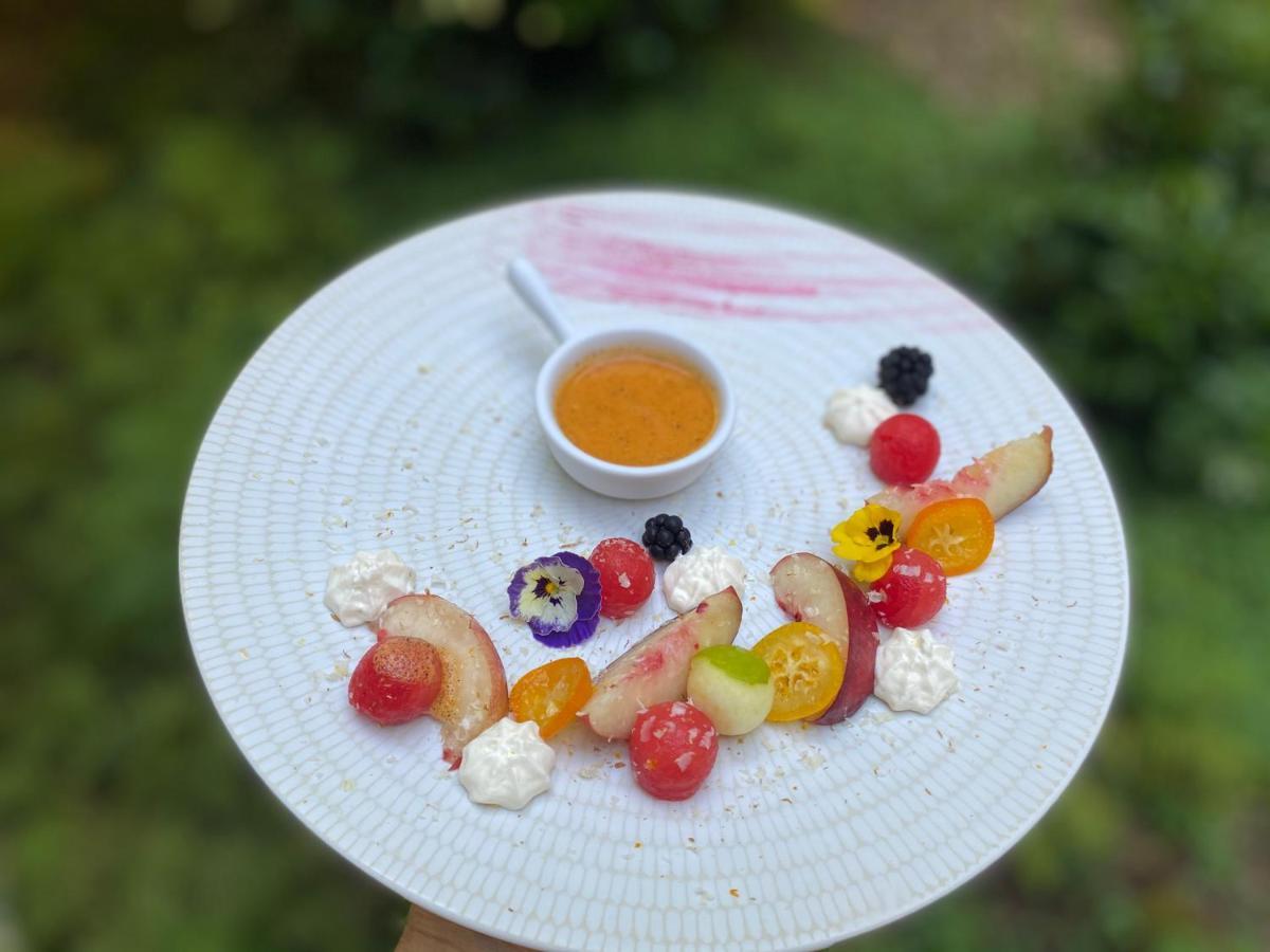 Latitude Ouest Hotel Restaurant & Spa 로크로난 외부 사진