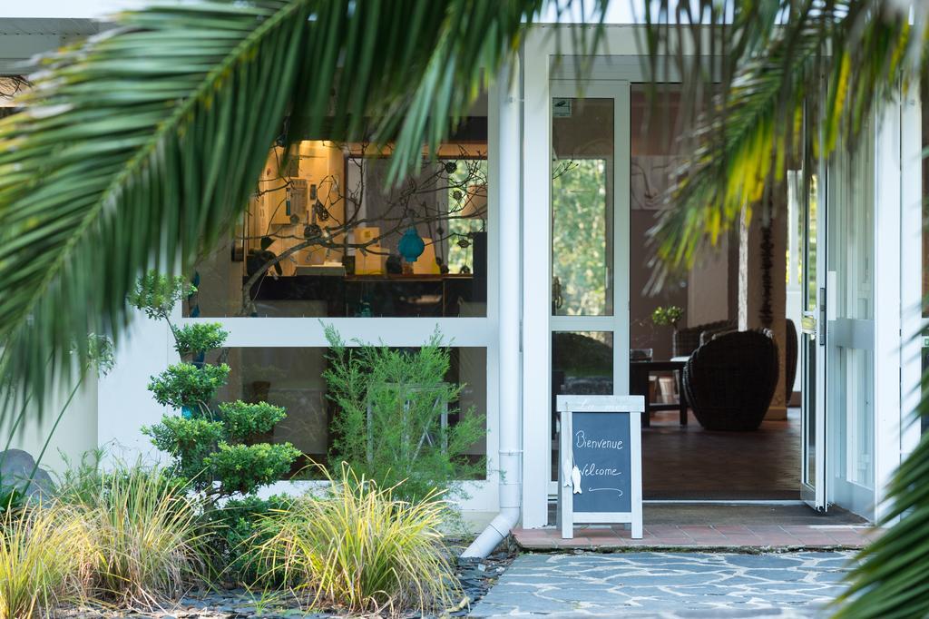Latitude Ouest Hotel Restaurant & Spa 로크로난 외부 사진
